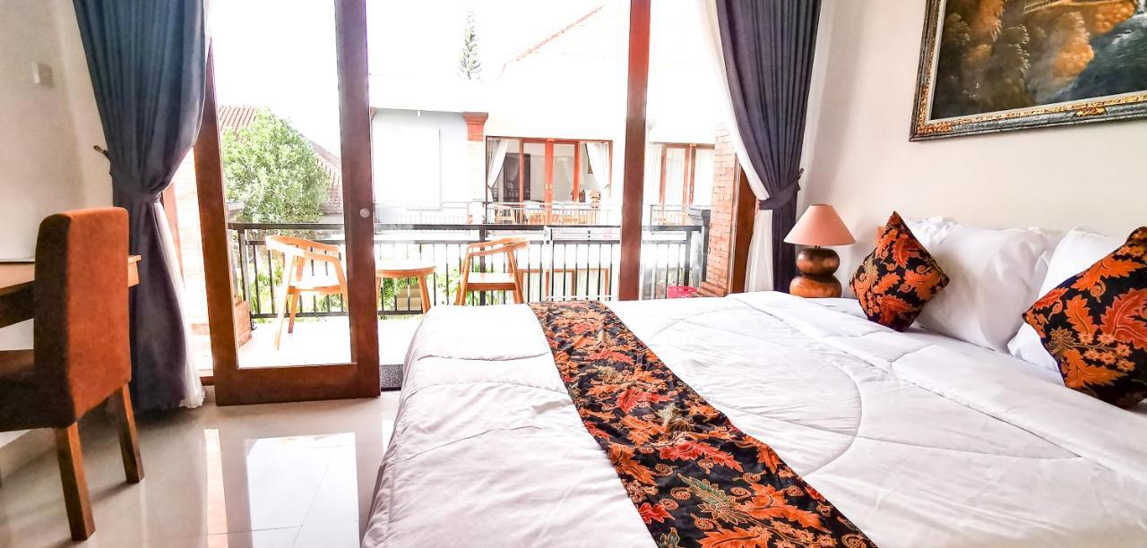 Santi Homestay Canggu  Exterior photo