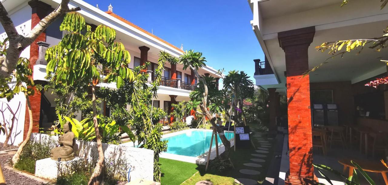 Santi Homestay Canggu  Exterior photo
